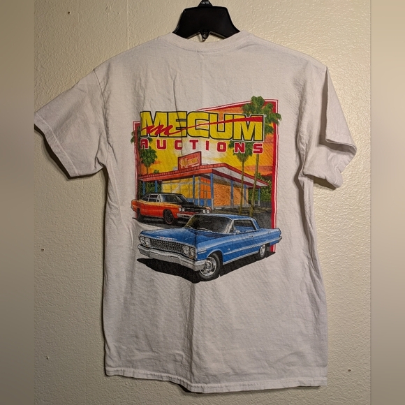 Mecum White T-Shirt Size Medium Pre-owned Look Pictures For Details - Picture 1 of 7